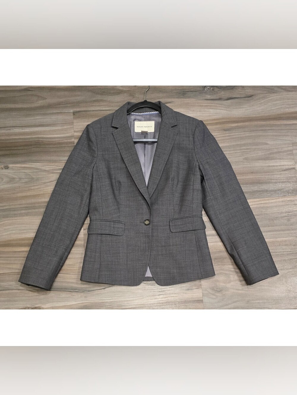 Banana Republic Charcoal Gray Wool Blend Blazer Size 4P One Button Career Jacket